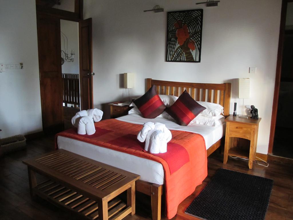 Jim'S Farm Villas Madawala Habitación foto